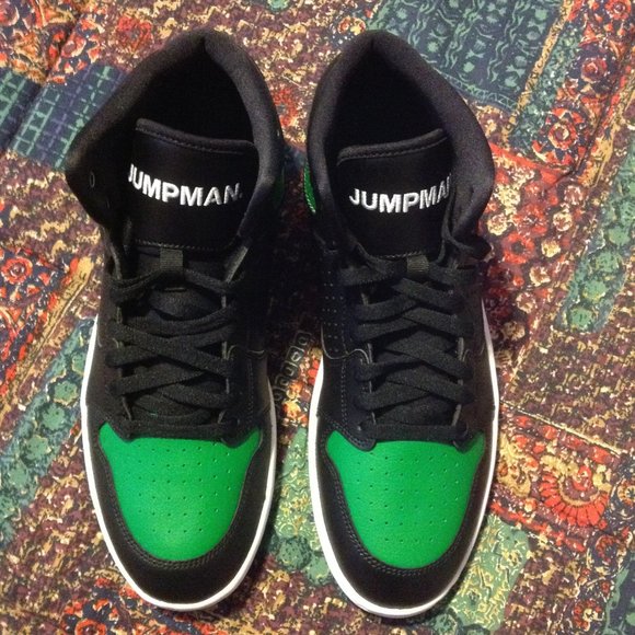 Jordan  Access Men\'s Black, Green & White Leather Sneakers - 11.5 - New in Box main image 8